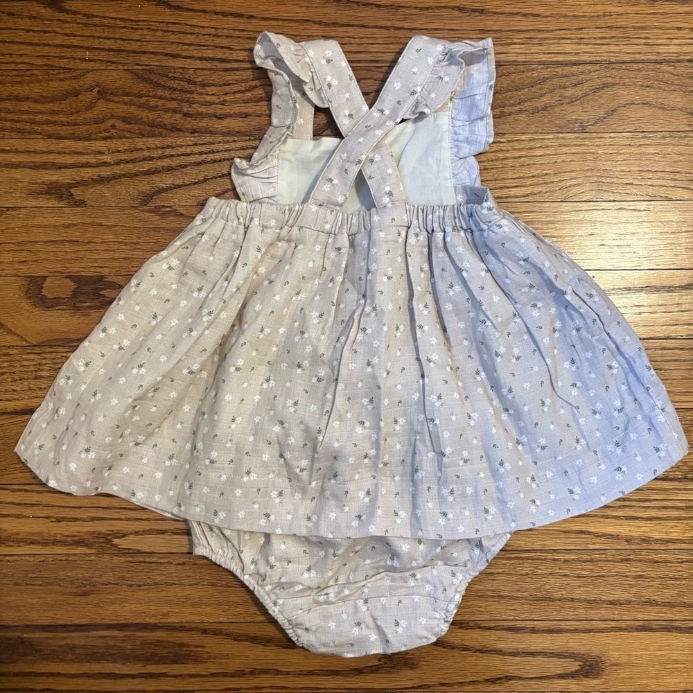 NWOT Viverano Organic Floral Ruffle Cross Back Flare Baby Dress+Bloomer, 12-18m - Picture 6 of 6